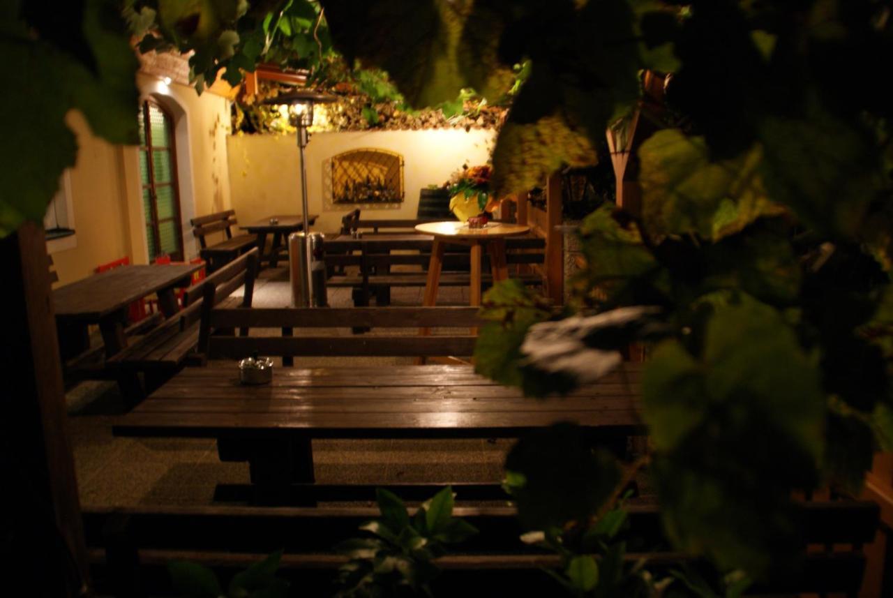 里欧查赫 Weingut Lieschnegg酒店 外观 照片